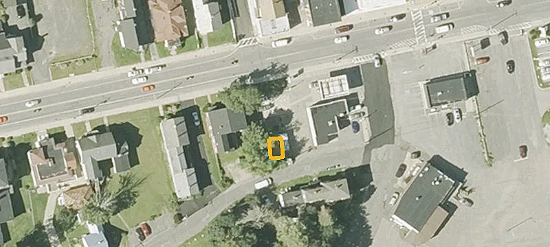 Main St