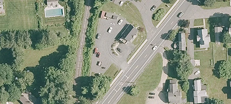 82 Maple Ave