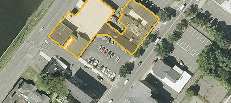 Main St