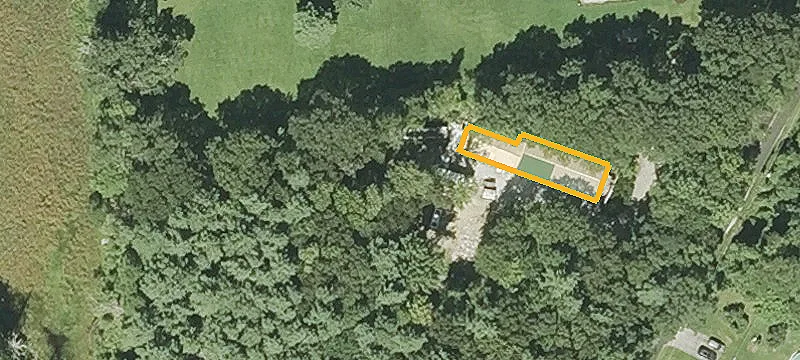 128 Freeman Rd