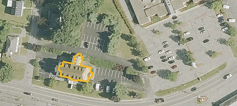 Lunenburg St
