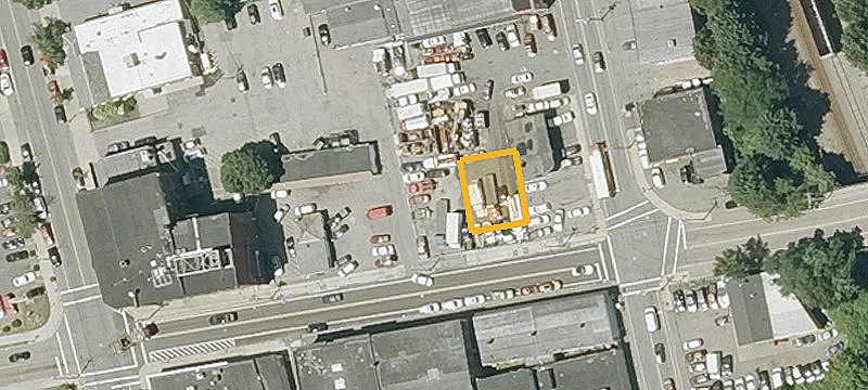 11 Perkins Ave