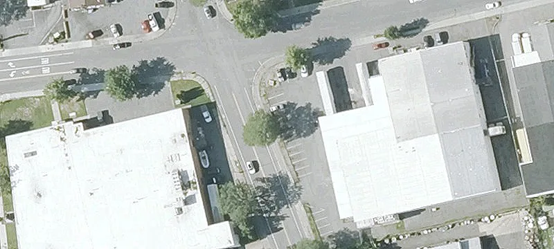 2 Macarthur Dr