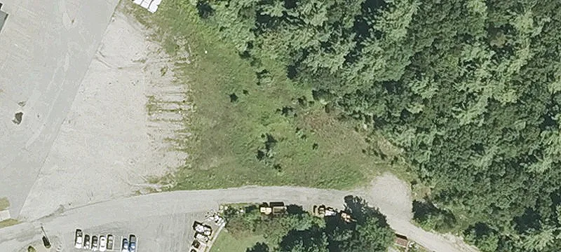 32 Lomar Park
