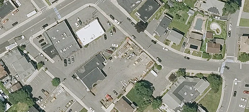 Harvard St