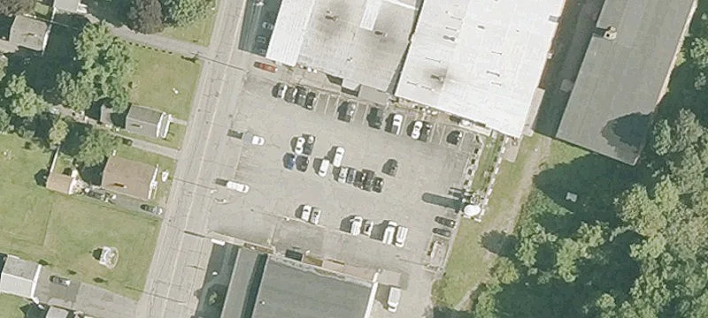 Howe Ave