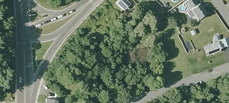 Acushnet Ave