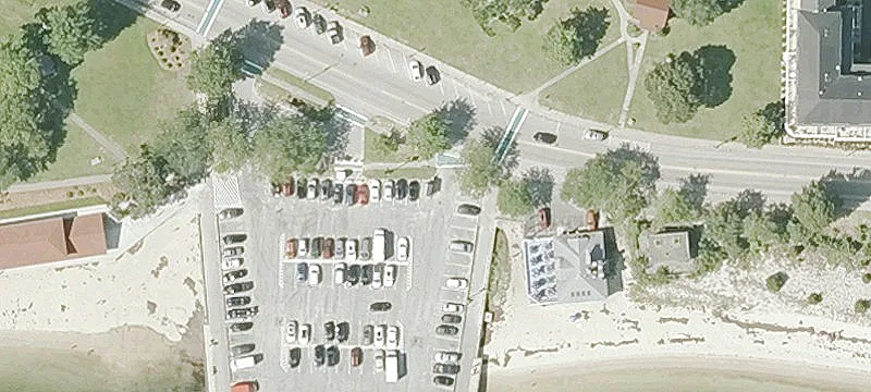 Main St