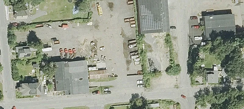 Phelps St