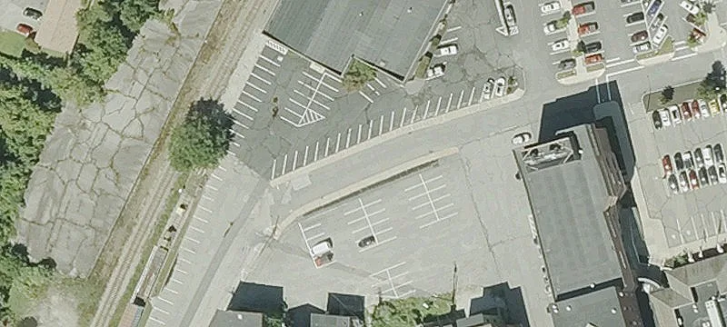 Davis St