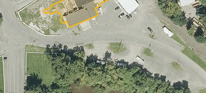 Circuit Ave