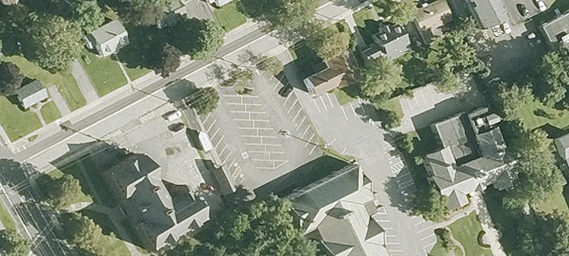 Cottage St
