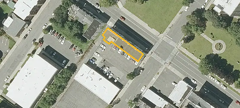 130 Maple St