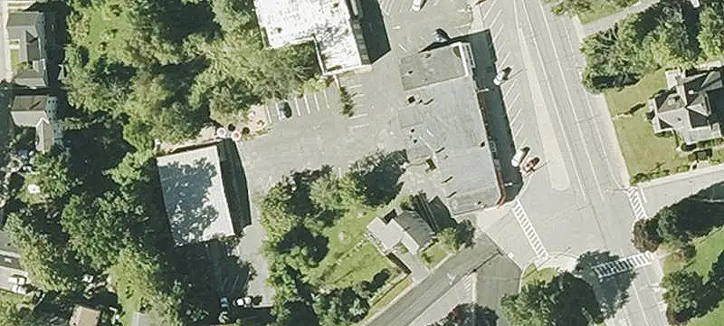 1485 Main St