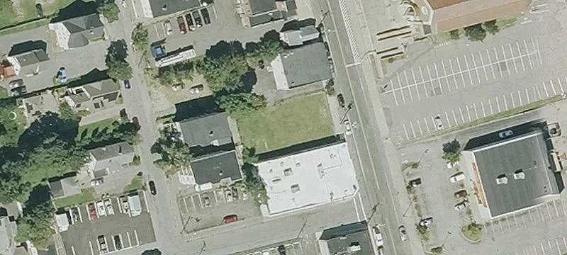 971 Main St