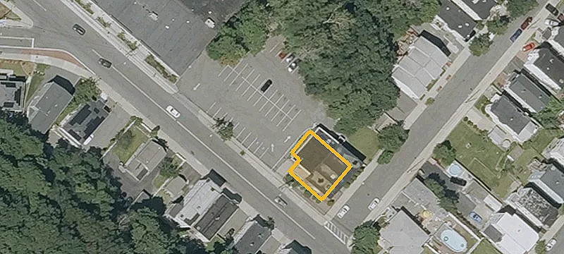 103 Webster Ave