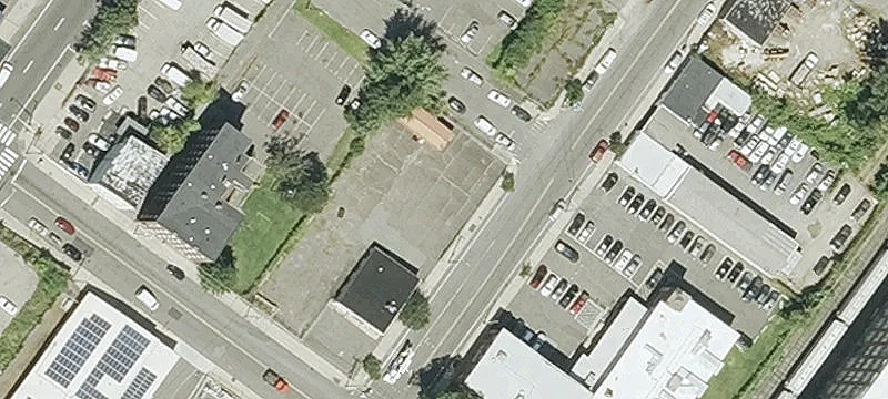 Commercial St