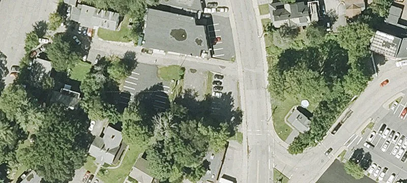 Hamilton St