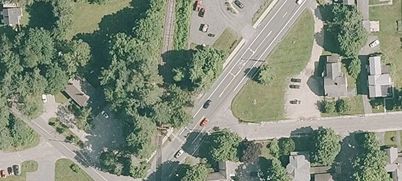 Maple Ave