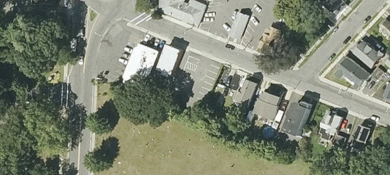 12 Hamburg St