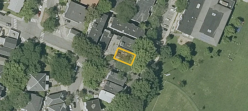 28 Willow St