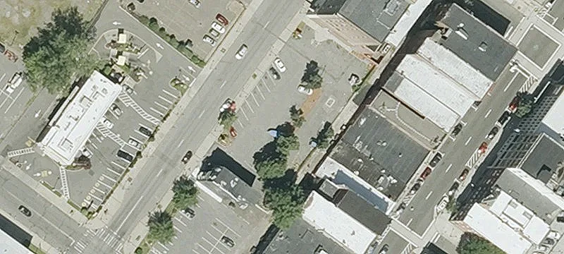 Maple St
