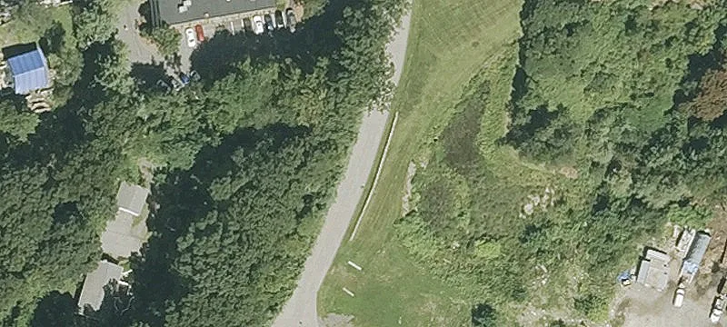 32 Tpke Rd