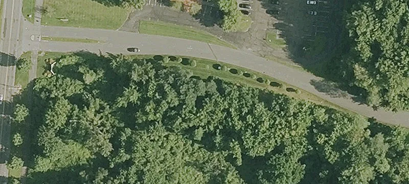 University Dr