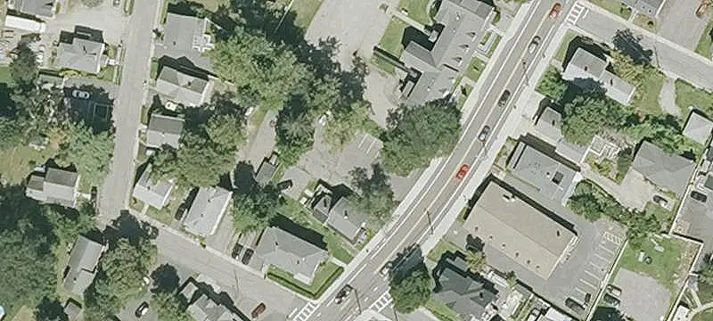 296 Main St