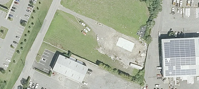 62 Hollister Rd