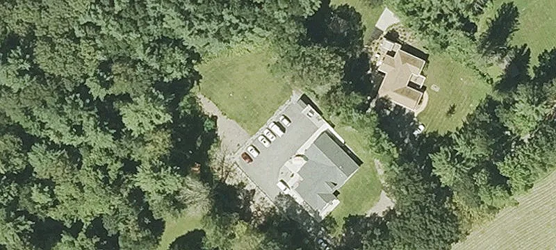 90 Burlingame Rd