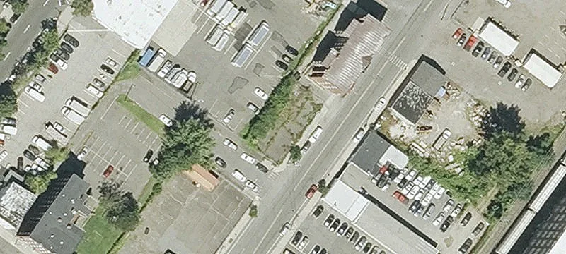 Commercial St