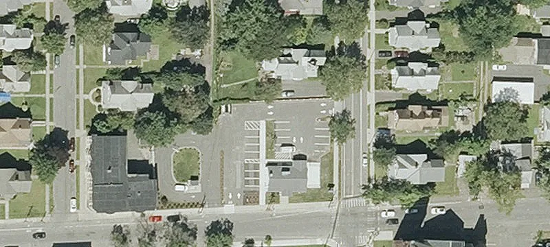 Pleasant St