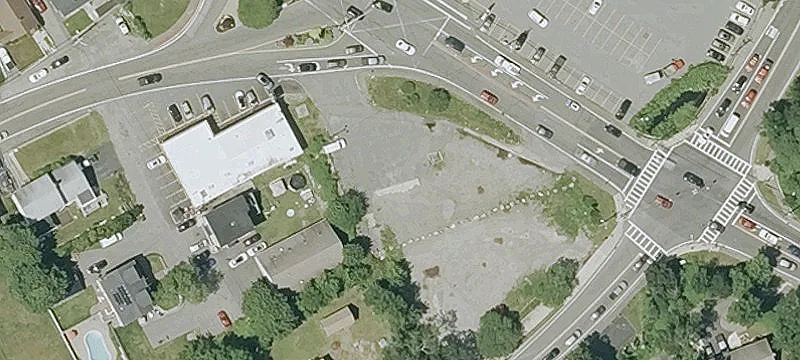 Main St