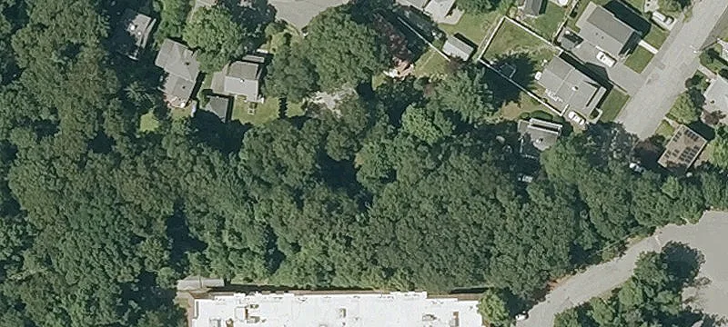 170 Governors Ave