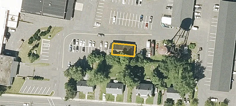 51 Fry St