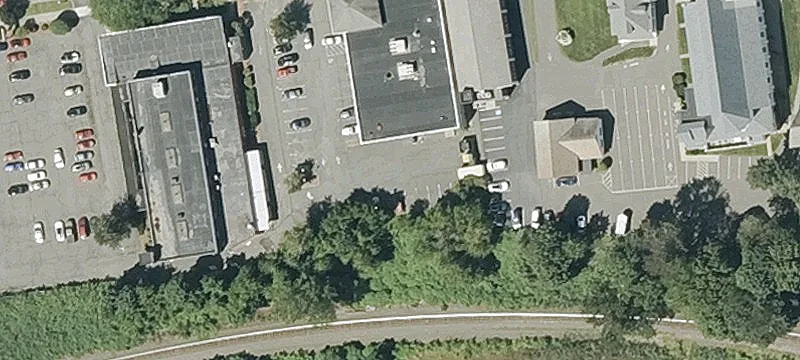 107th Main St