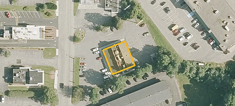 38 Commercial Rd