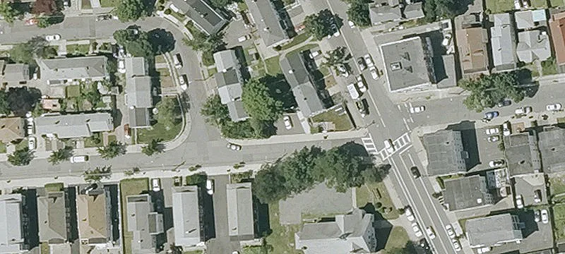 9 Wyllis Ave, Unit 4