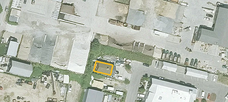 8 Flint Rd