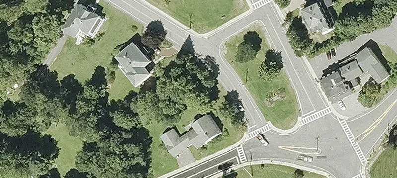 9 Hubbardston Rd