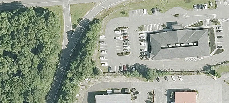 8th American Legion Hwy