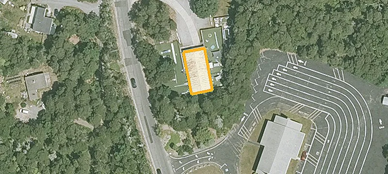 82 Meetinghouse Rd