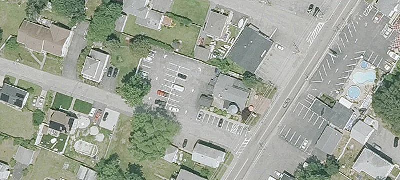 160 Pulaski Blvd