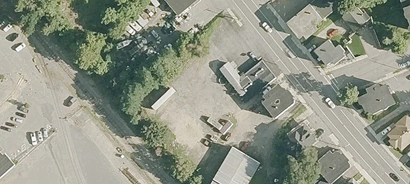 301 Lancaster St