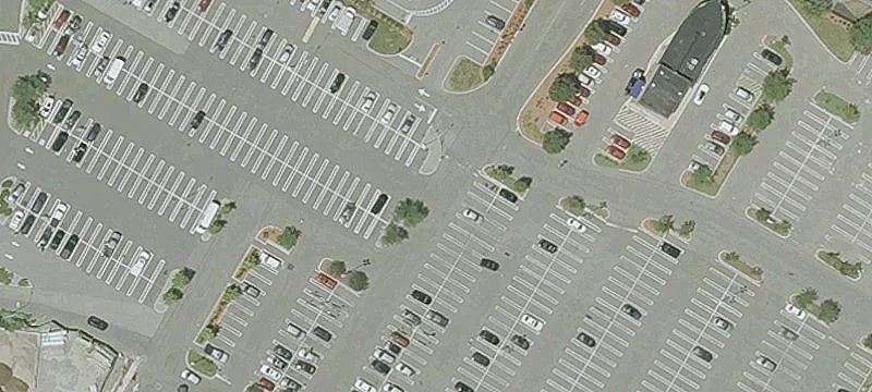 Riverside Ave