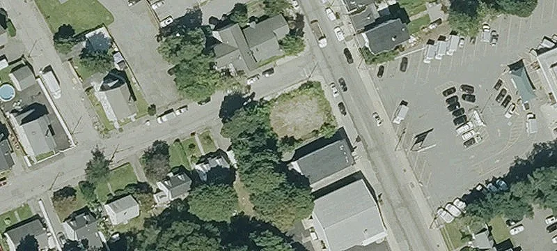 664 Main St