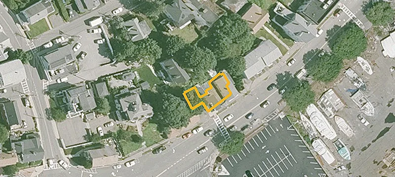 322 Main St