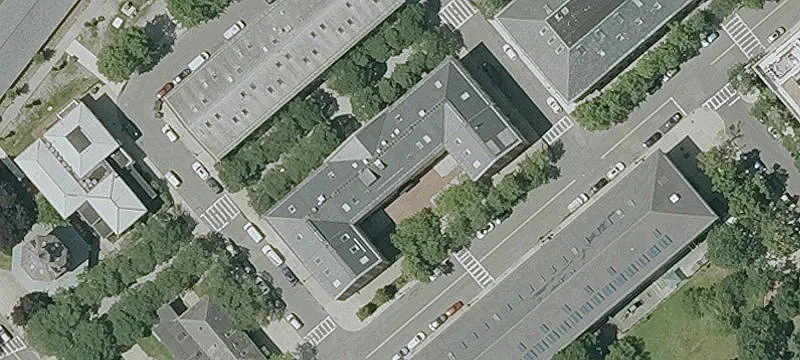 34 1st Ave