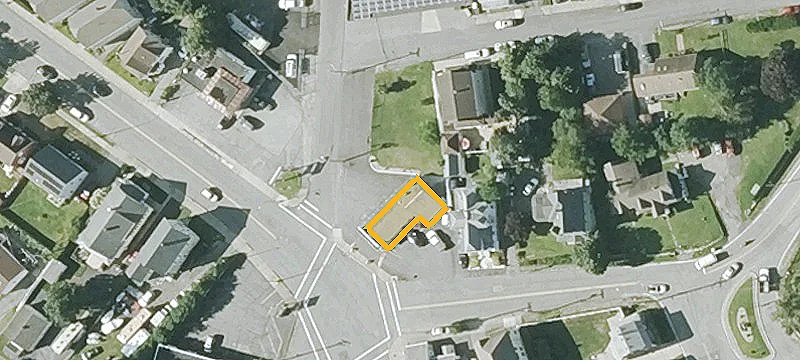 1 Middle Rd